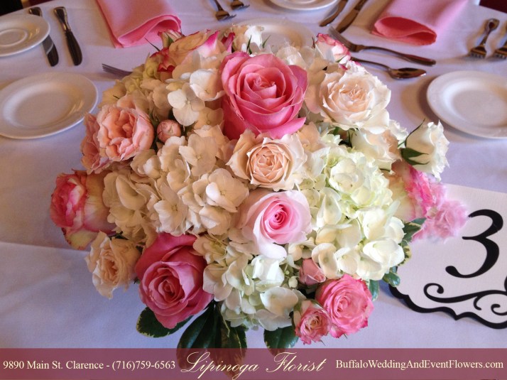 Wedding Flowers at The Butler Mansion in Buffalo NY